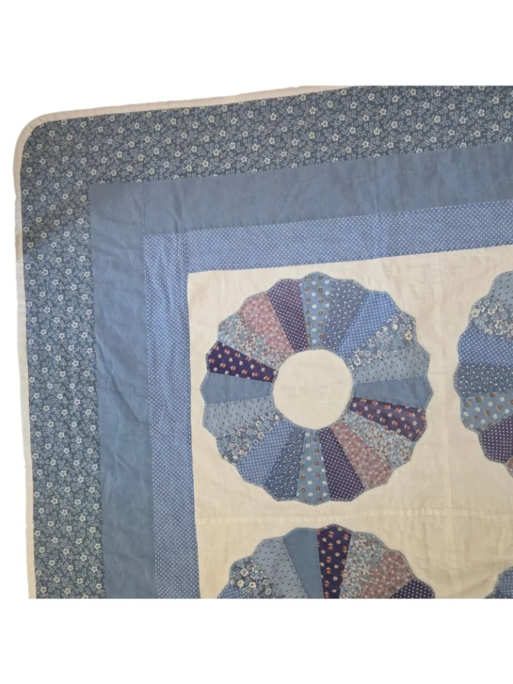 Vintage Handmade Blue Floral Dresden Plate Quilt 79 x 93